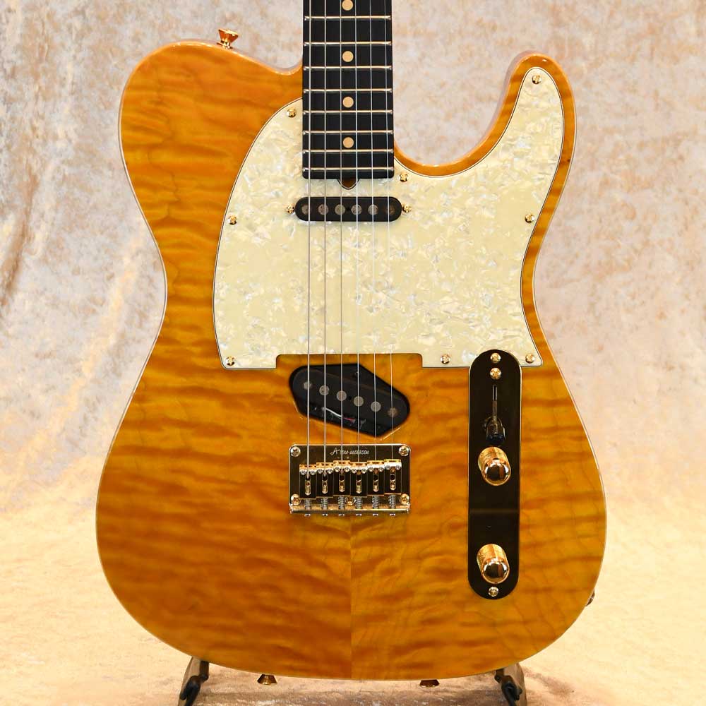 Hollow T Classic Contoured