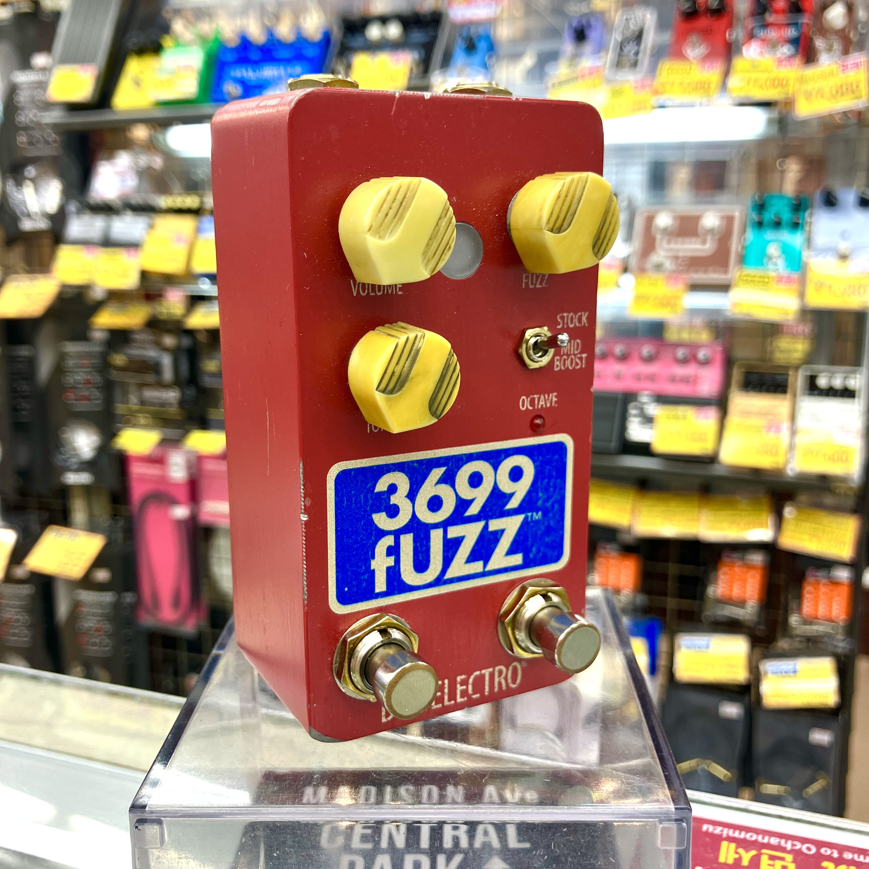 TF-1 3699 Fuzz