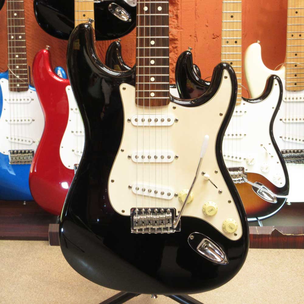 Standard Stratocaster