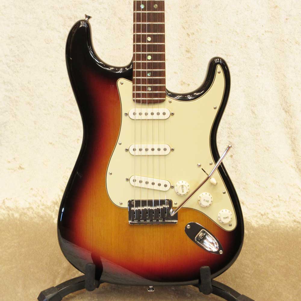 American Deluxe Stratocaster