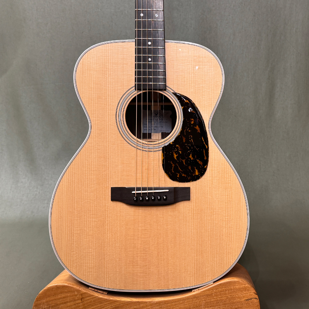 YF-OM28 Custom