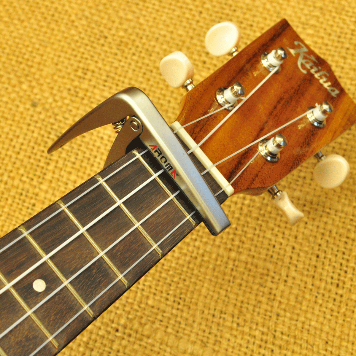 AC-03 Ukulele Capo