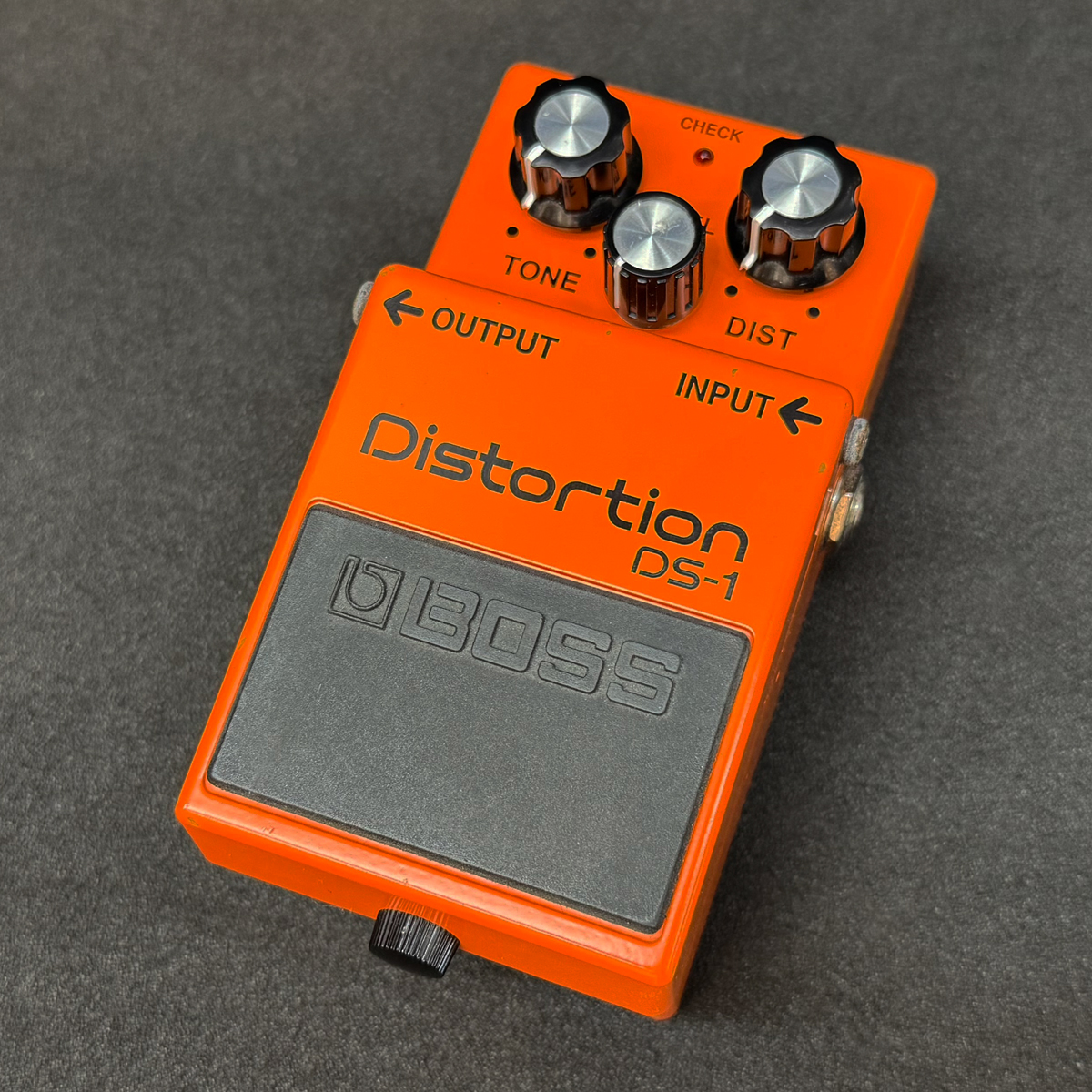 DS-1