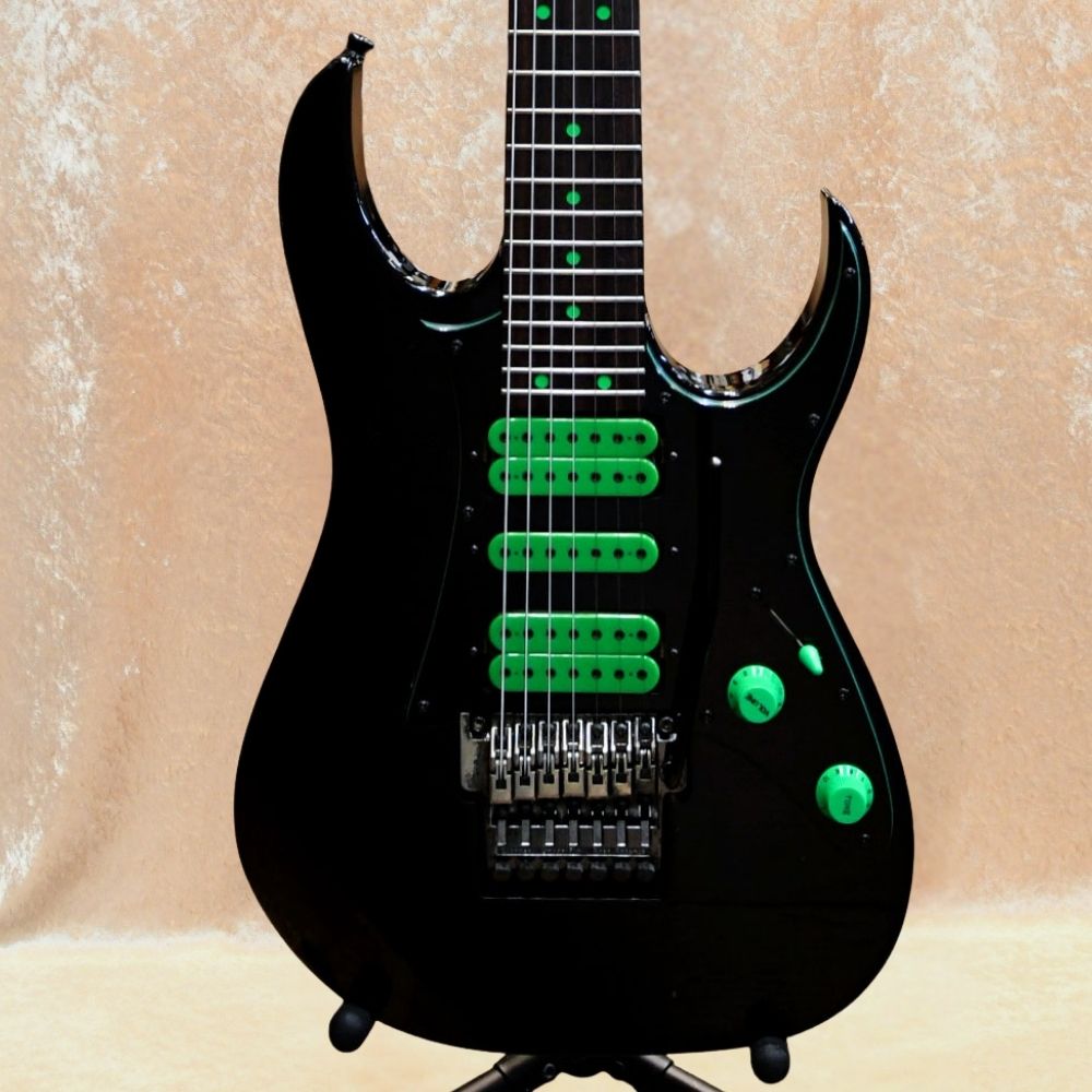 UV7
