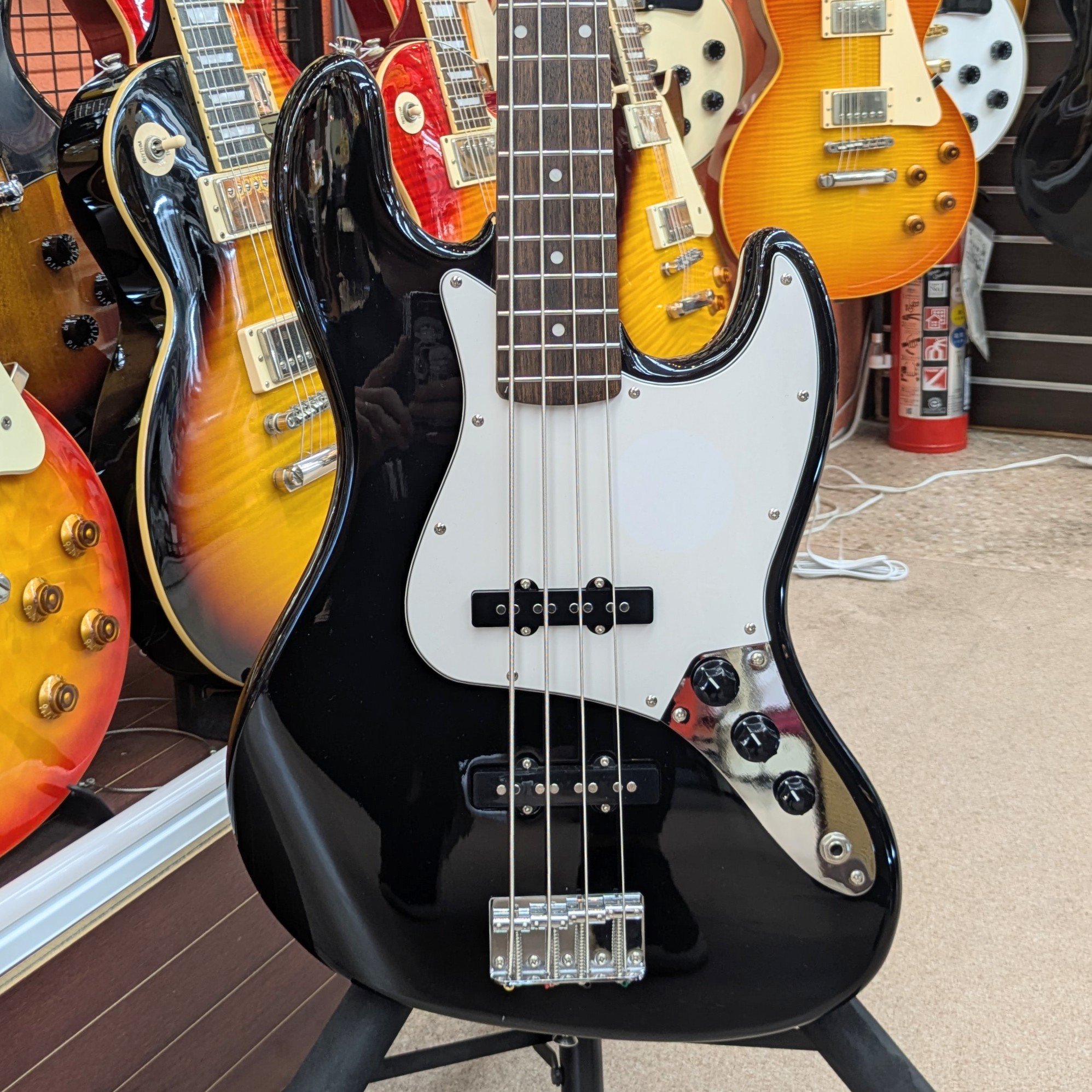 Affinity Jazz Bass