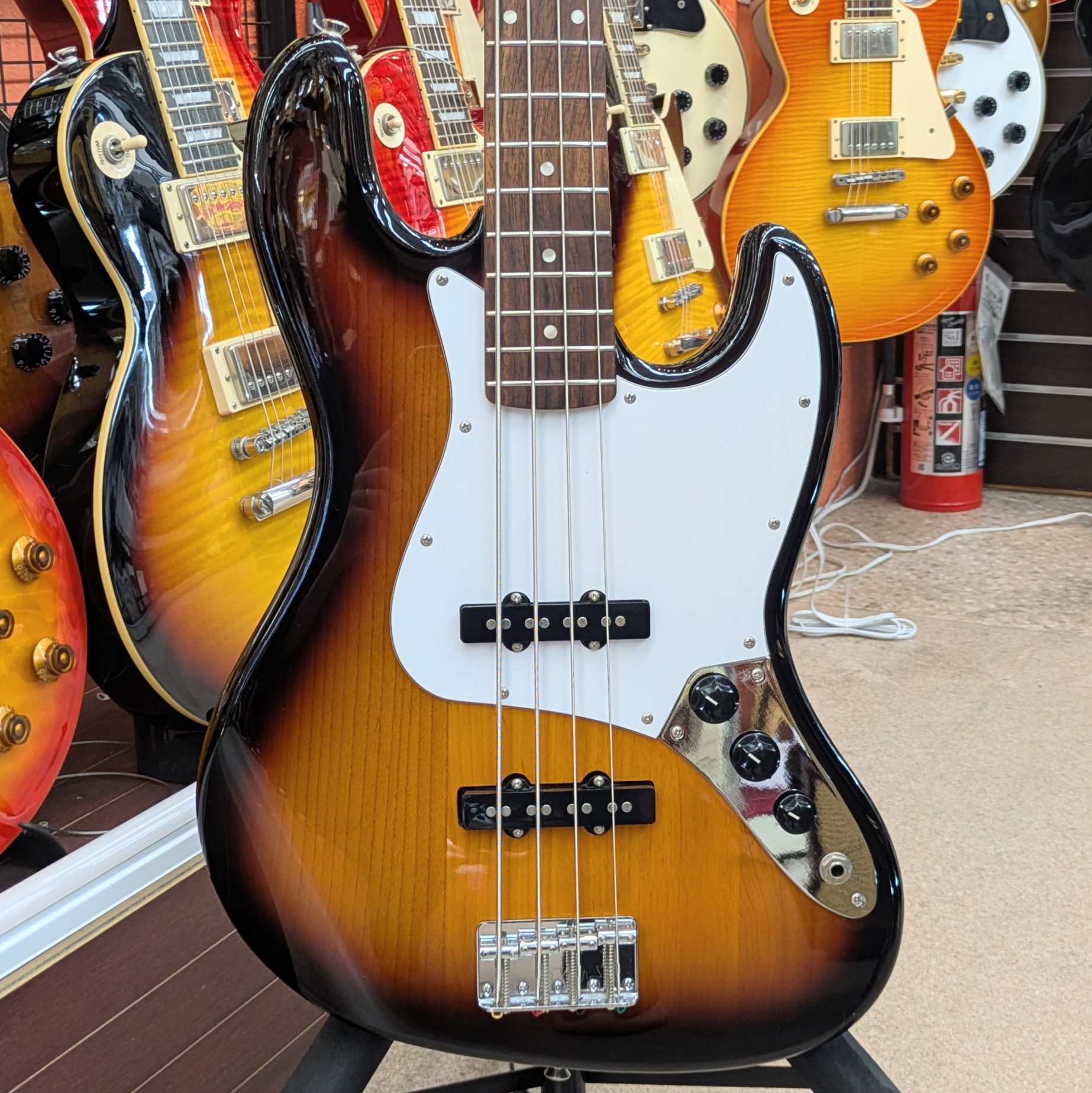 Affinity Jazz Bass