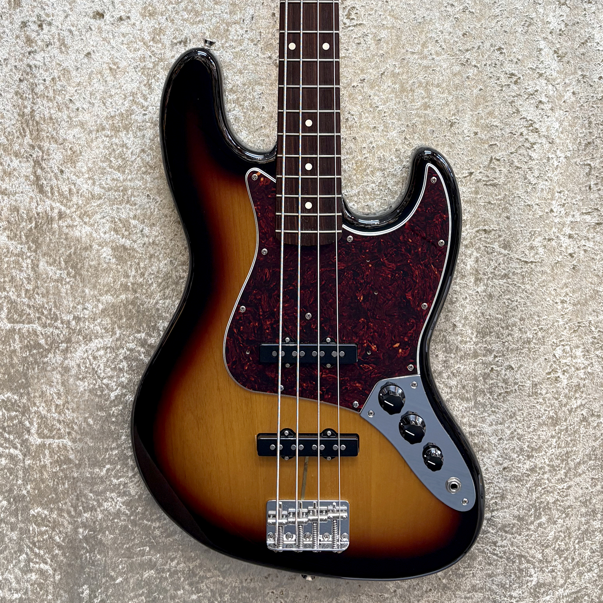 Made in Japan Heritage 60s Jazz Bass　2022年製