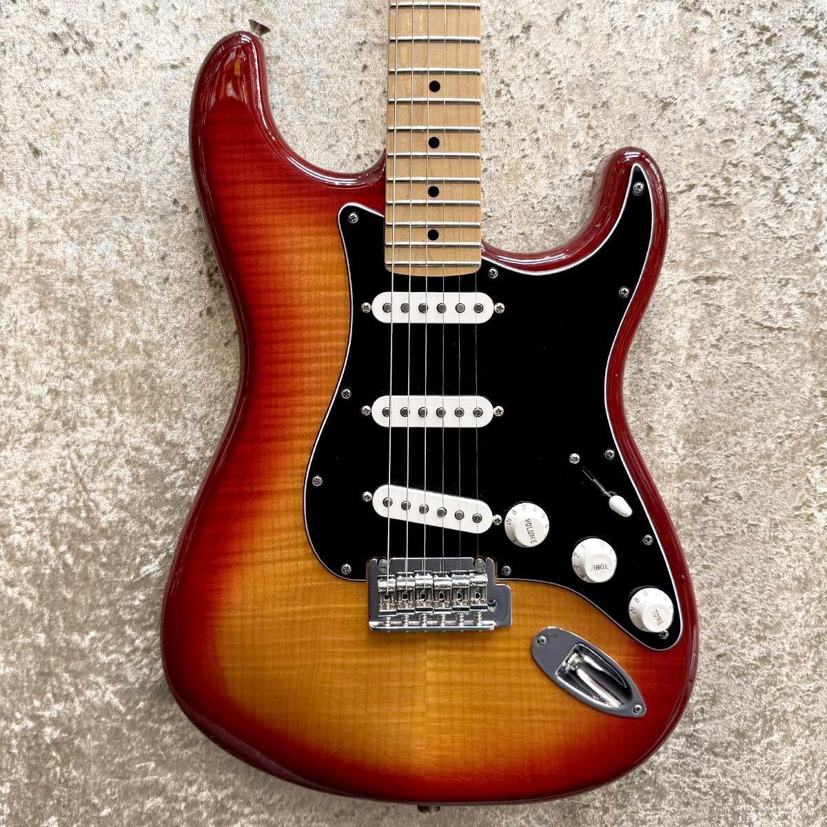 Player Stratocaster Plustop  2022年製