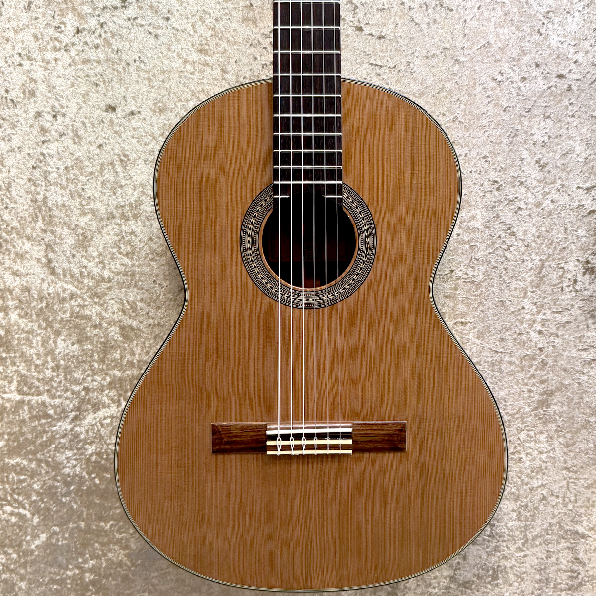 YC-8  2012年製
