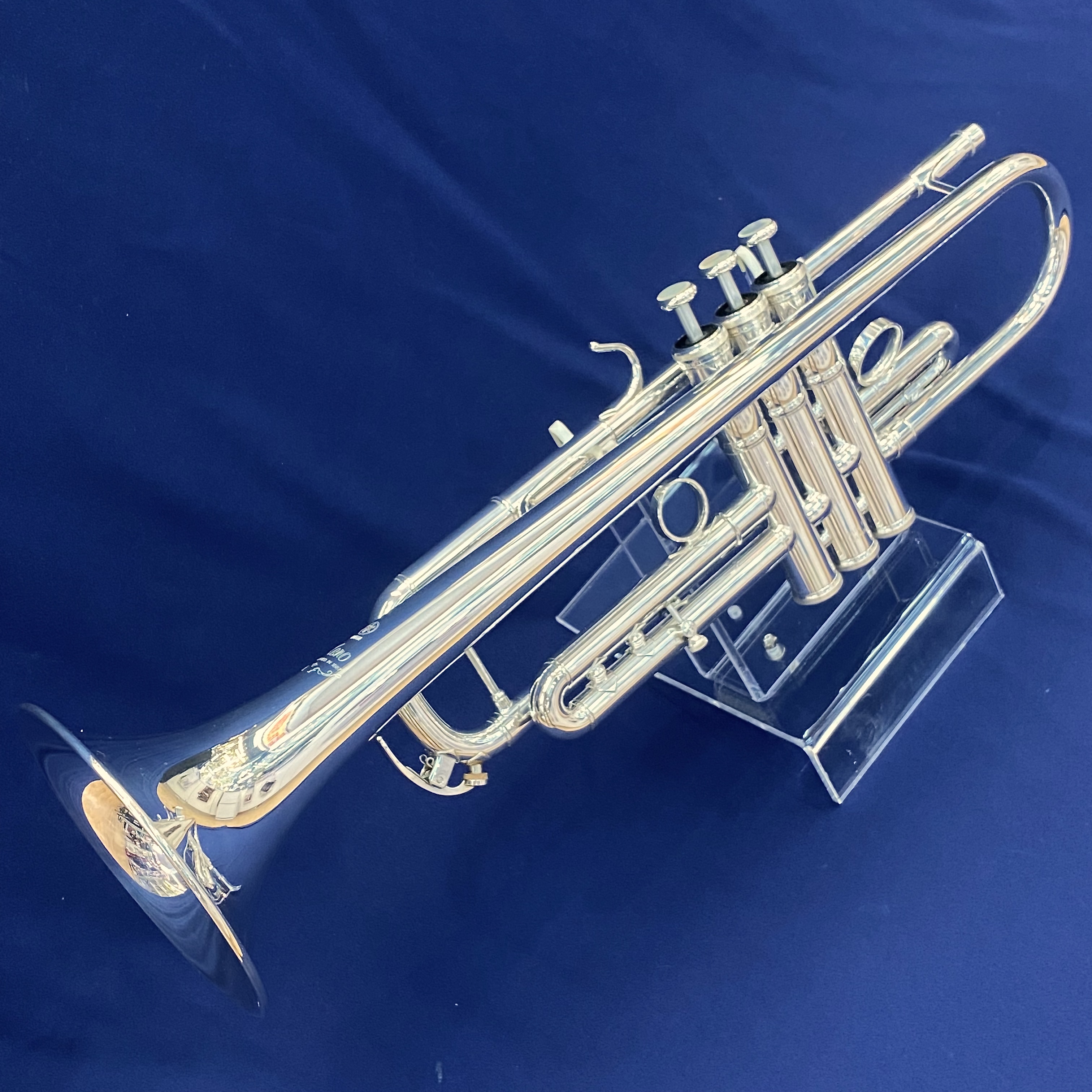 YTR-8335RS