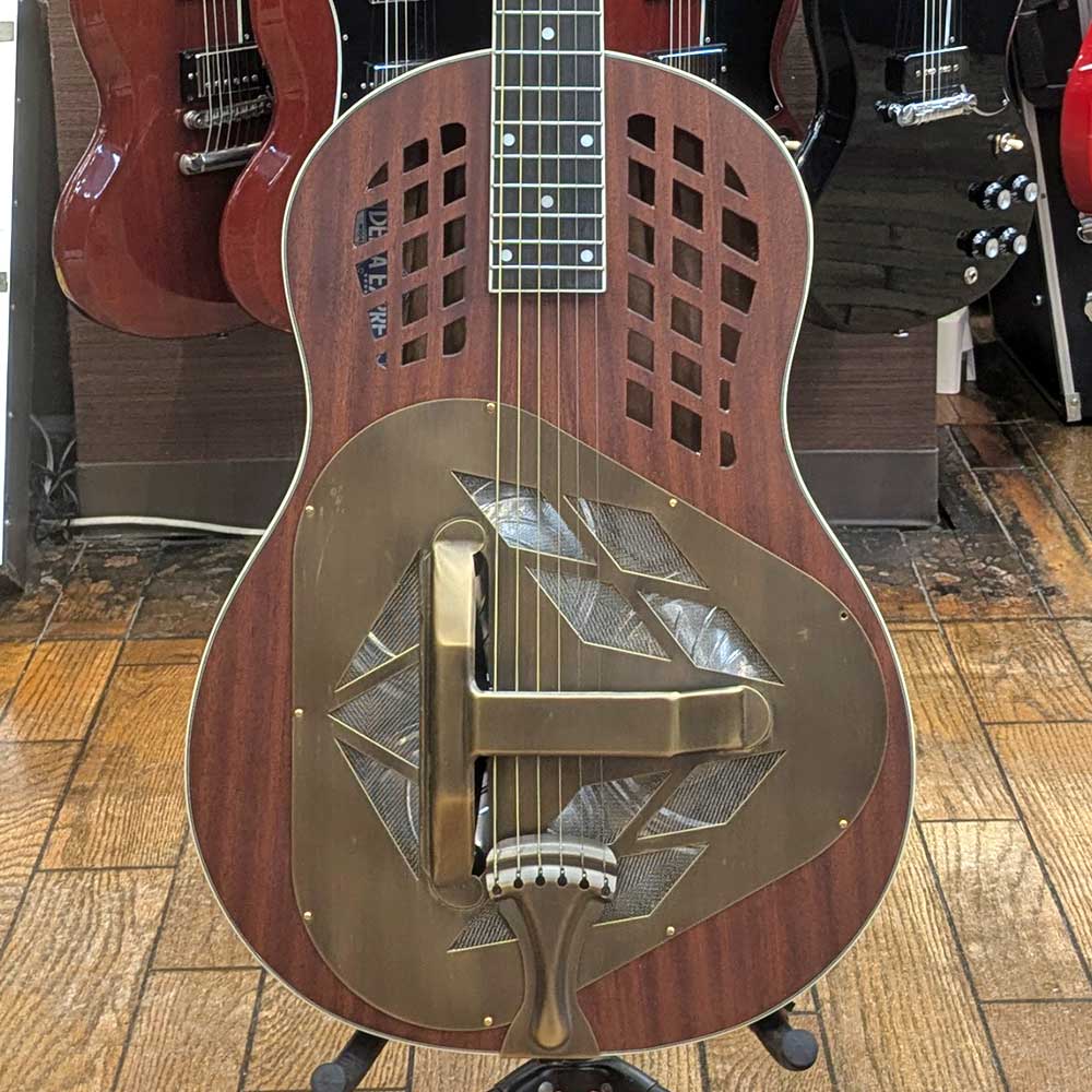 Tricone Wood