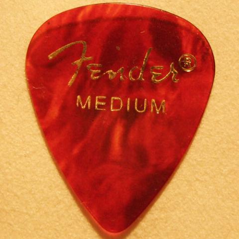 fenderティアドロップ型/ミディアム/ブラウン