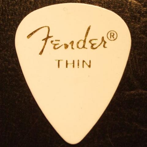 fenderティアドロップ型/Thin/ホワイト
