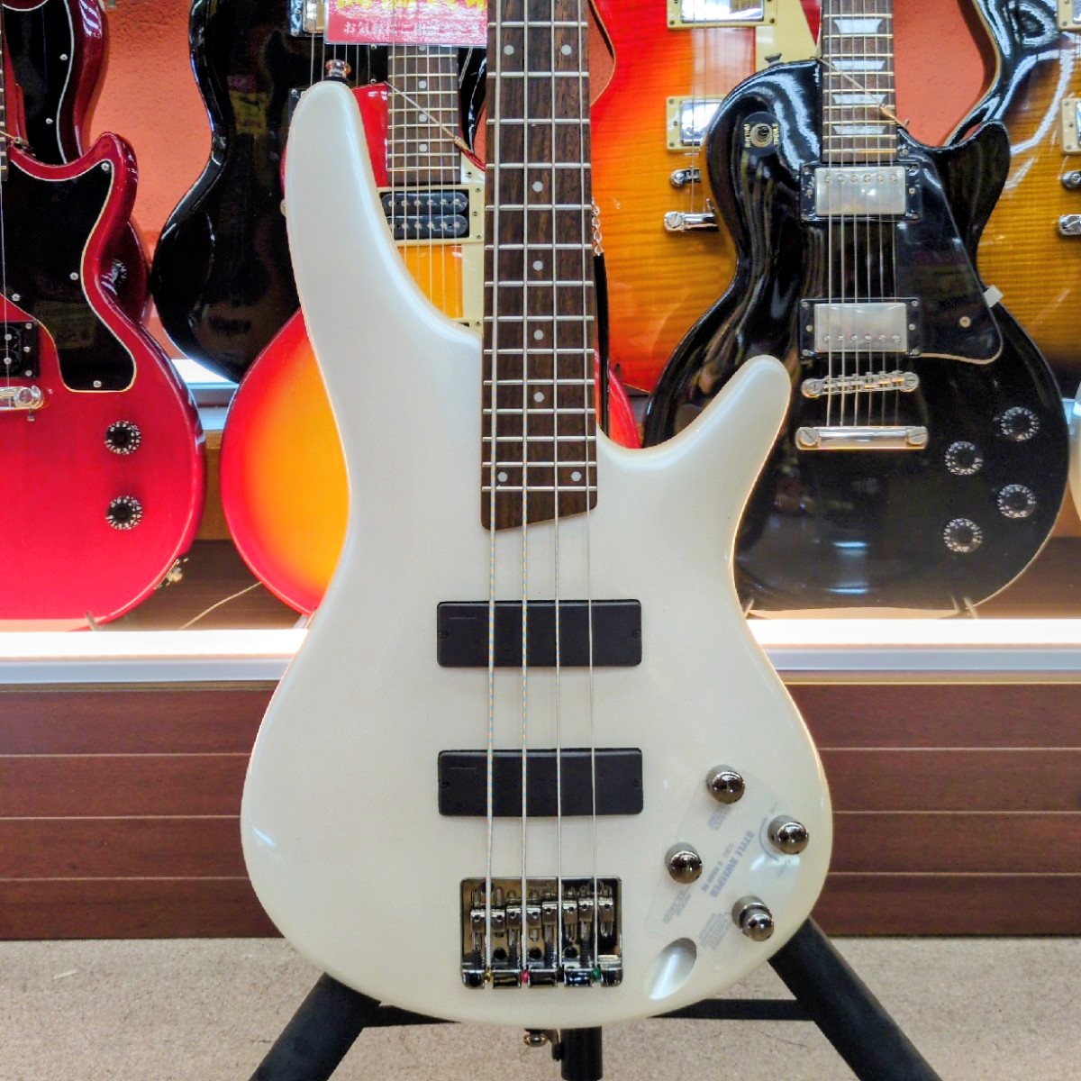 SR-300