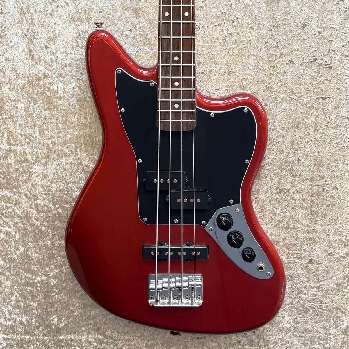 JAGUAR BASS