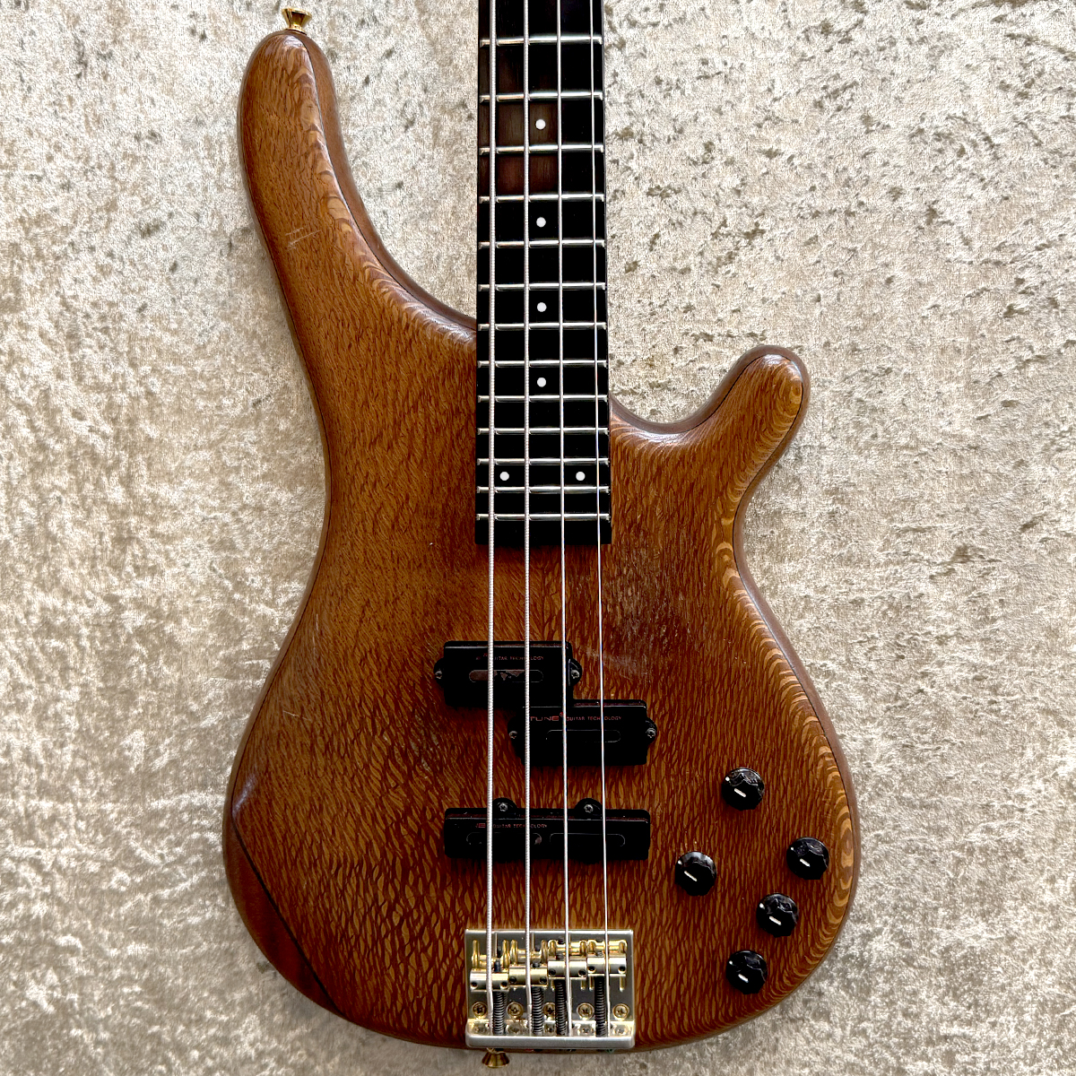 TB-02 Lacewood