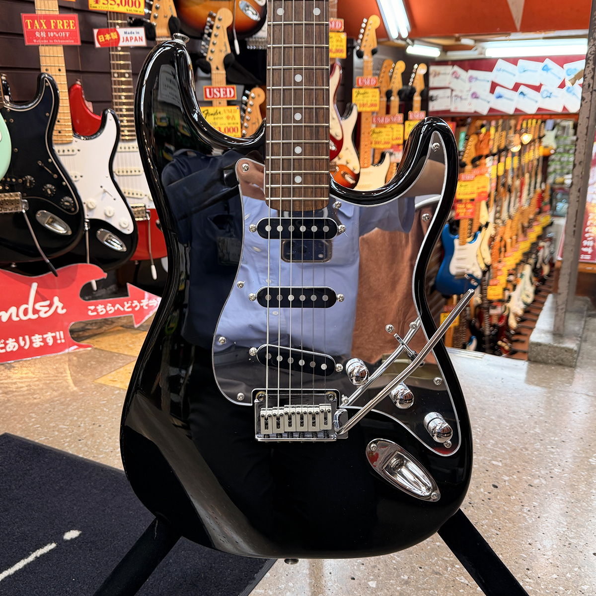 Black&Chrome Standard Stratocaster 2005年製