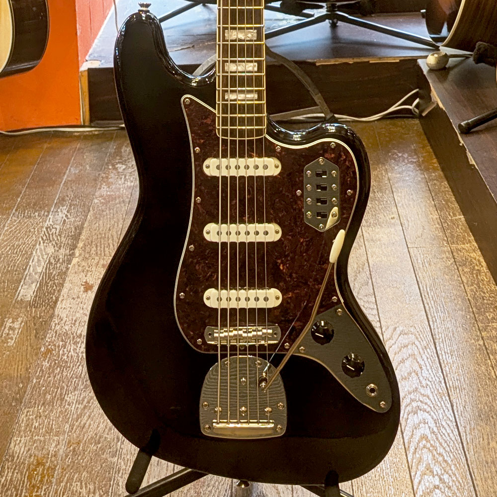 Classic Vibe BASS VI
