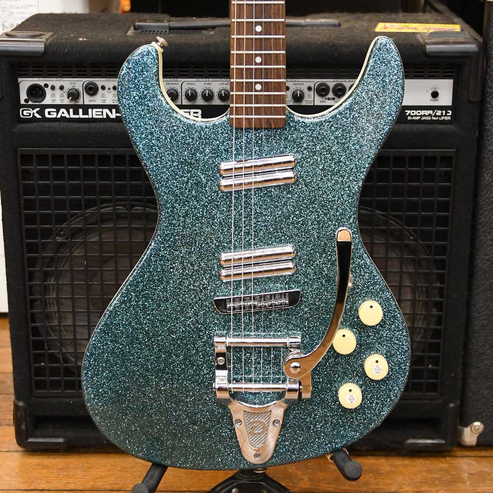 Hodad with Bigsby