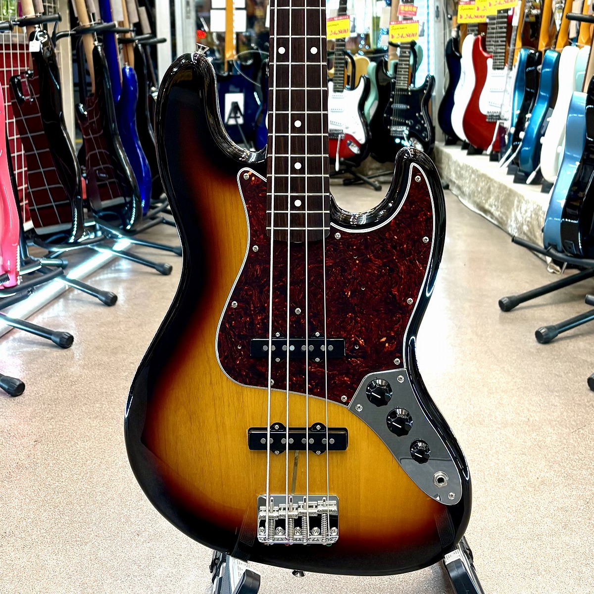 Made in Japan Heritage 60s Jazz Bass　2022年製