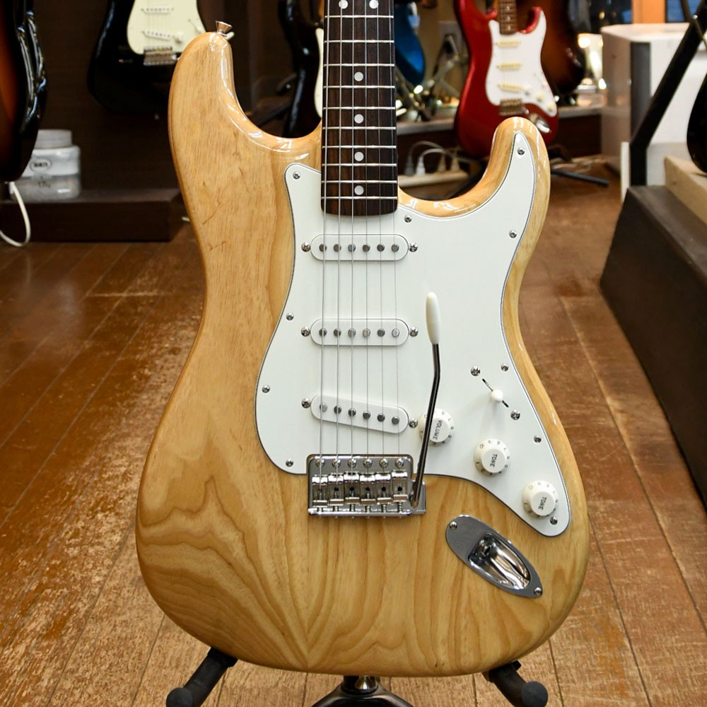 Made in Japan Heritage 70s Stratocaster